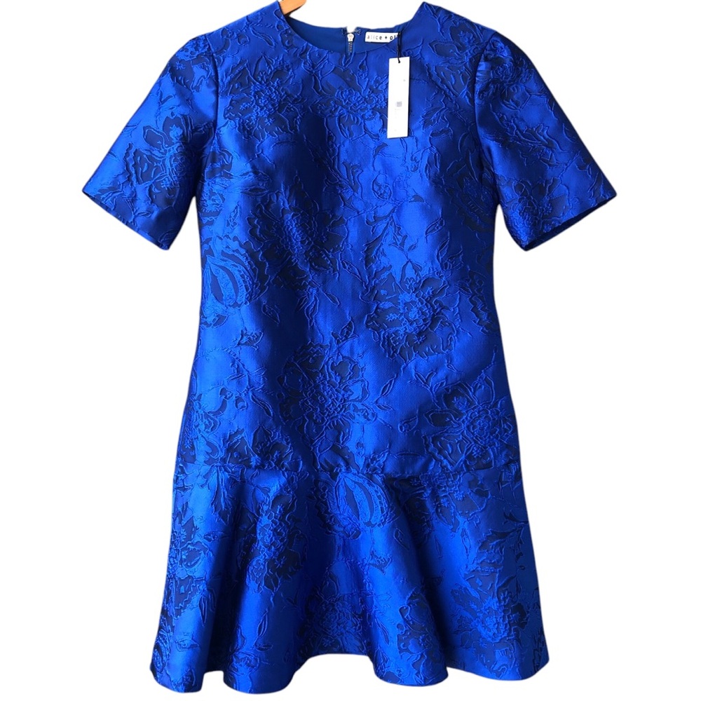 Alice & Olivia Color Palace Blue Ruffle Hem N.W.T.Dress Size 2 Retails $ 295.00